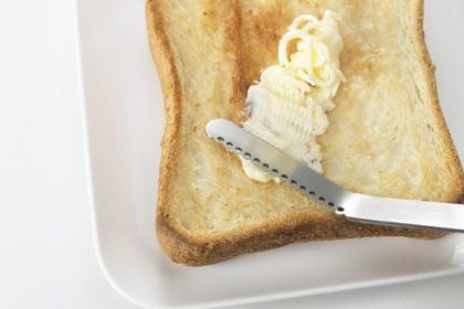すいすい塗れるバターナイフ