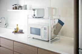 電子レンジ上もおしゃれに収納
